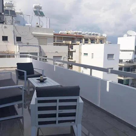 Constantina Crt. 51 Апартаменты Лимасол