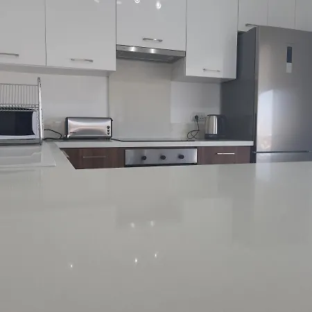 Constantina Crt. 51 *